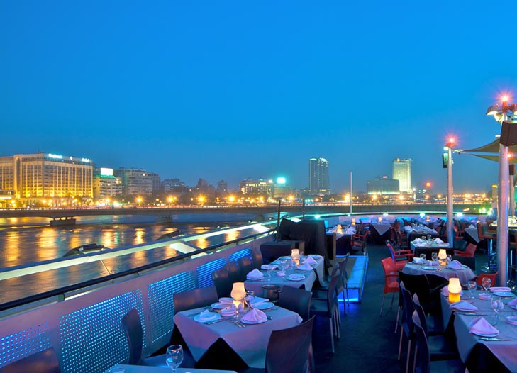 مطاعم على النيل